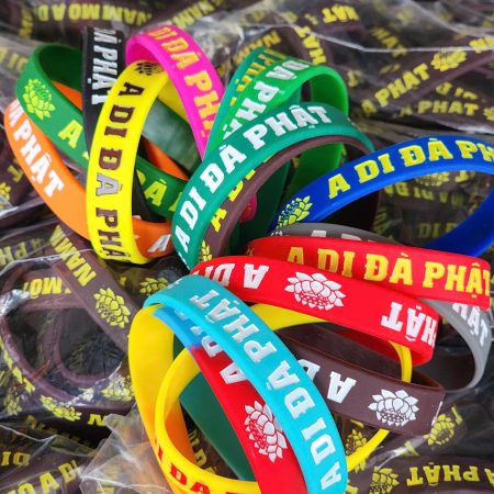 Vòng tay móc khóa